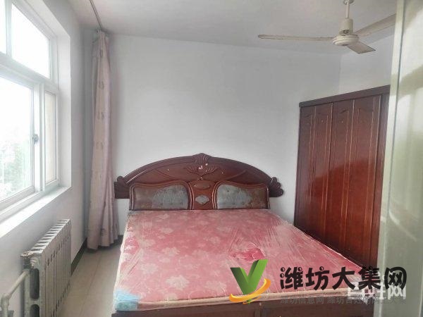 一实小近佳乐家 精装两室 有附房车库 家具家电齐全