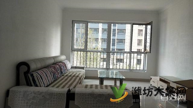 青云国际城,精装三室两厅,家具家电齐全,首次出租,