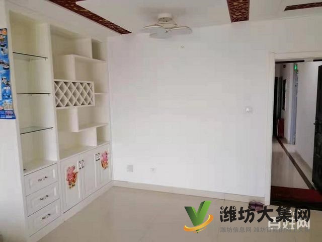 大华中央城豪华装修3室带地下大车库家具家电齐全三块空调