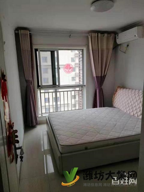 大华中央城豪华装修3室带地下大车库家具家电齐全三块空调