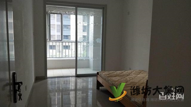 青云国际城,精装三室两厅,家具家电齐全,首次出租,