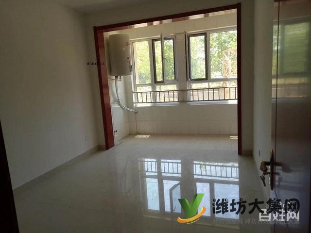 华都颐年园2楼精装没住过。三室配家具。双气供暖/1