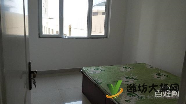 青云国际城,精装三室两厅,家具家电齐全,首次出租,