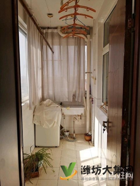 祥和家园中间楼层,3室精装修63.8万元难得的好户