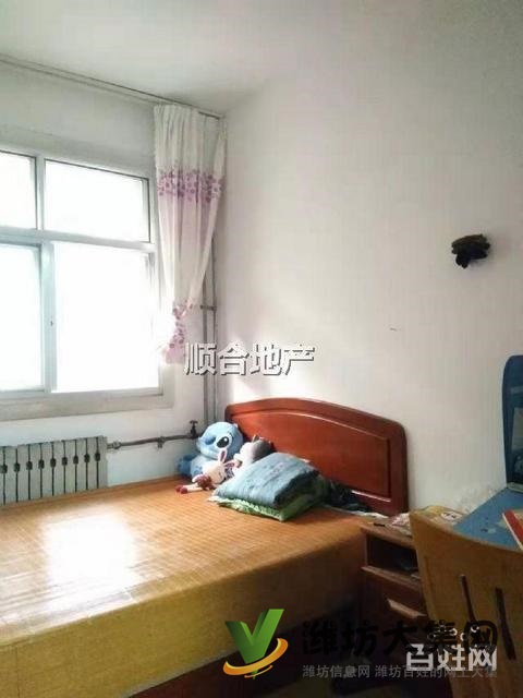 华侨* ** 地税局家属院104平一楼三室 邻中百