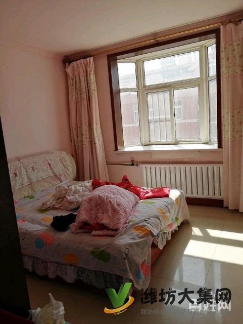 祥和家园中间楼层,3室精装修63.8万元难得的好户