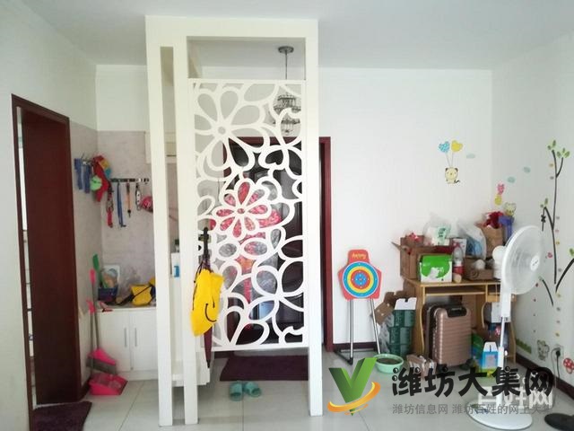 佳乐家近 多层一楼 精装三室 客厅带大窗户 位置交通便利