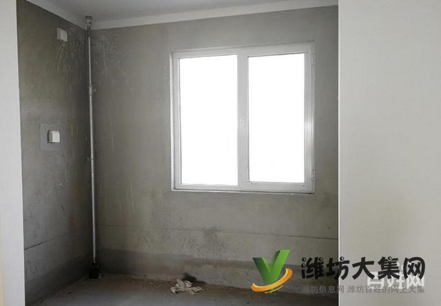 住在公园里 电梯洋房大四室171平方平层现房有证看