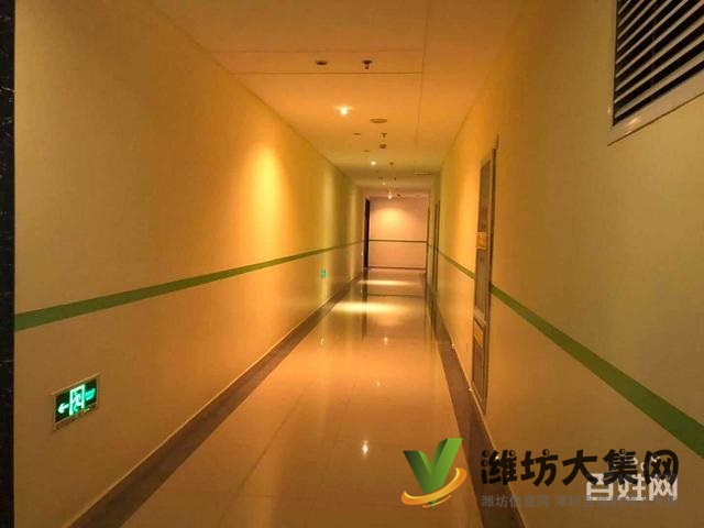 {快租无中介费}奎文万达中心好位置精装写字楼出租