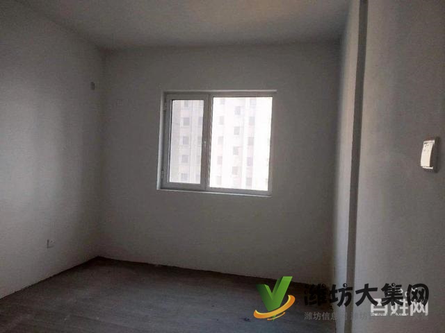 低首付 区政府近 凡尔赛丽都 客厅朝阳 新房未住