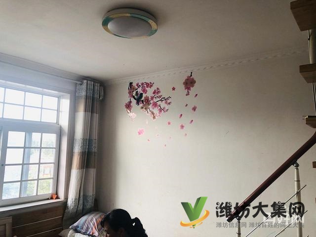 天熙苑  40万！三室精装 mai一层song一层