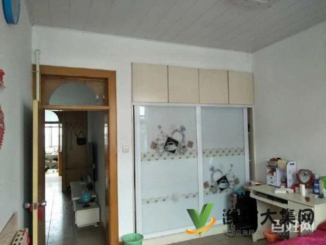 站南广场多层94平精装3室 带超大地下室 车位 看