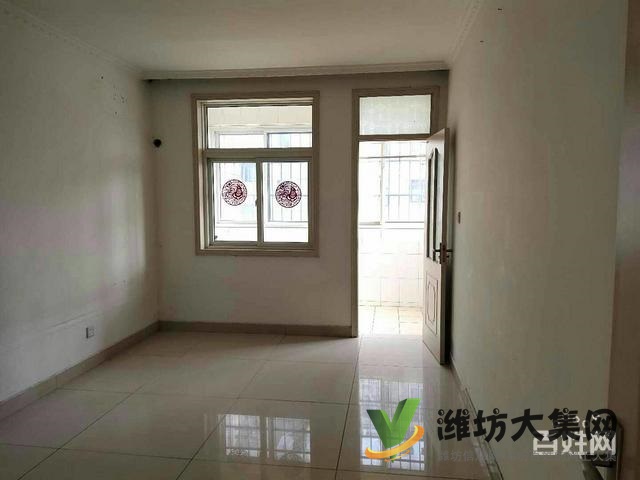 适合老人住，过度房，多层二楼，精装两室，送仓库