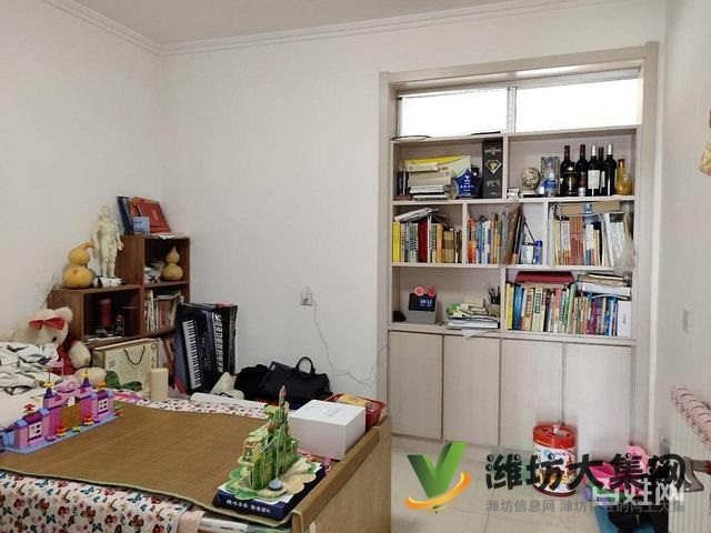 市北区中央世家3楼118平 三室两厅 精装 送30