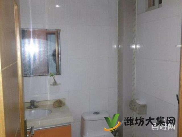 中百圈永安路小学近!多层鸿禧花园108平3室朝精装 出税