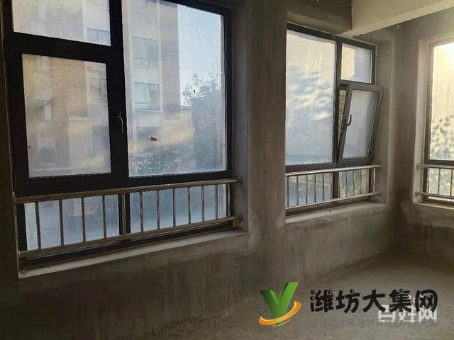 青云郡三室两厅好房，毛培房给你更大的装修空间，