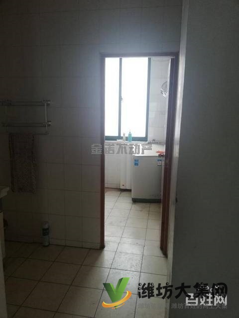 首付8万 买***1楼 送储藏室  仅此一套 急售