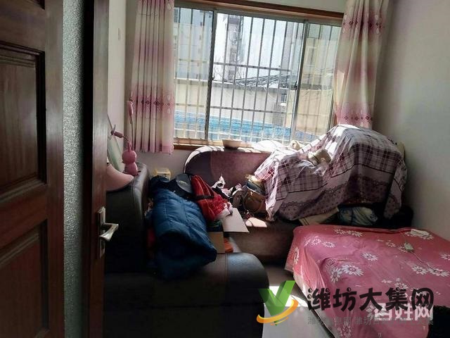 奎文区泰华北 万达近福寿街一楼带院89平3室 精装