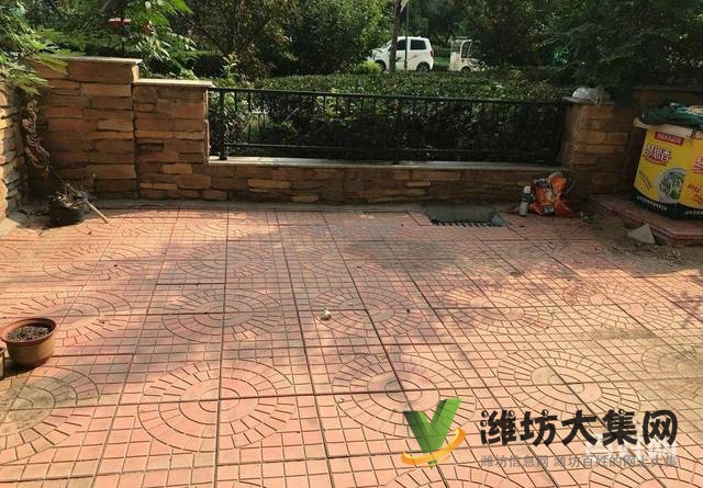 首付20万买建桥***水木清华  一楼带院 120平简装三室