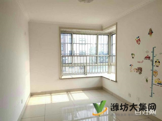 适合老人住，过度房，多层二楼，精装两室，送仓库