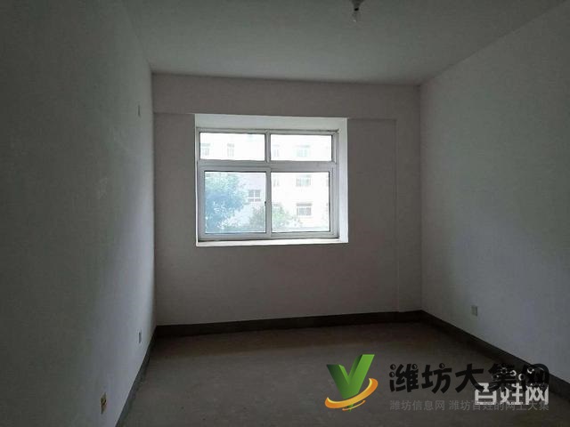 兴华*/** 青云花园 三室两室大H户型毛坯房带车