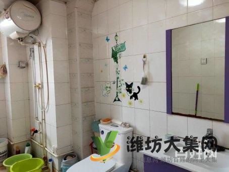 小区环境优越,房型南北通透,离学校体育场近,送地下室