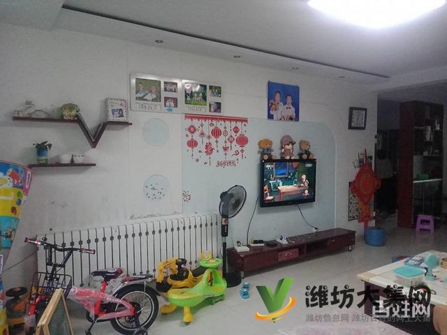 博莱特小区2室2厅 装修房出税 南向大客厅能改3室