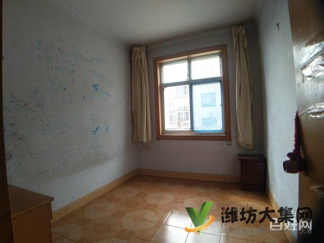 13.5万东埠 南向客厅 2楼 2室 天然气 暖气