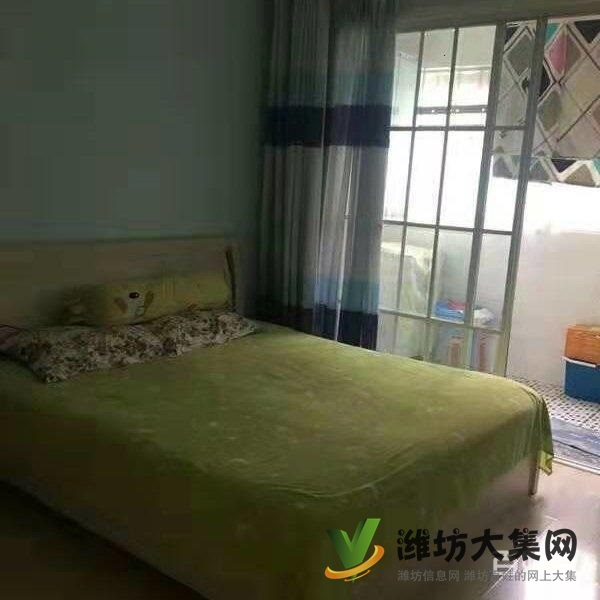 新龙湾1楼2明卧,精装,另带车库10万