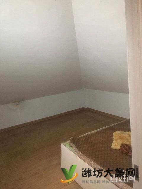 仅60万 卡诺岛南岛 五楼带阁楼 精装带车位 直接