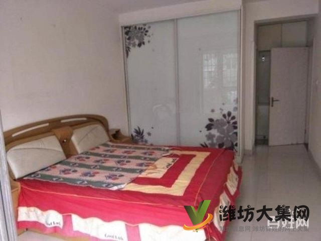 外国语近华景新城多层二楼精装无税三室两卫送地下室看房有钥匙