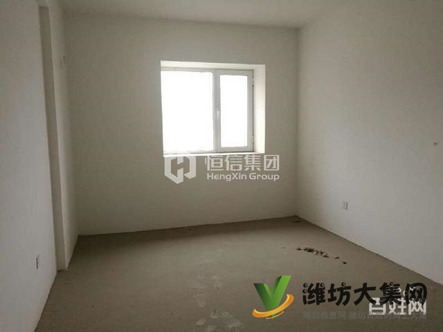 福寿街更名贷款现房!大H户型,四居室,看房方便,靠