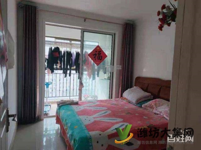 中南世纪城 精装大三室 南北通透 带部分家具家电