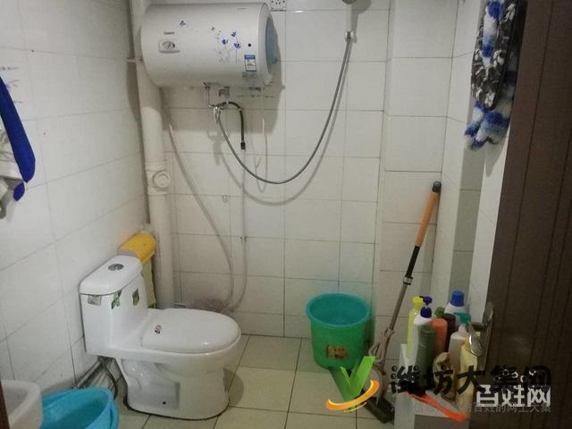 市北区沿湖观景小区,湖景龙湾三室带大仓库,精装出税