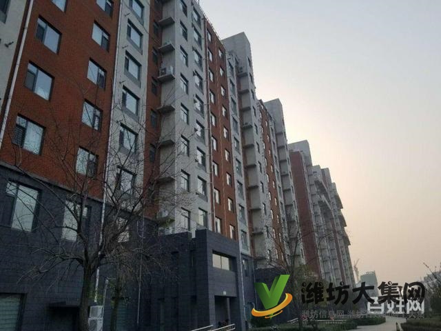 环城红叶园,三室两厅,带40平方大车库走一手房手续