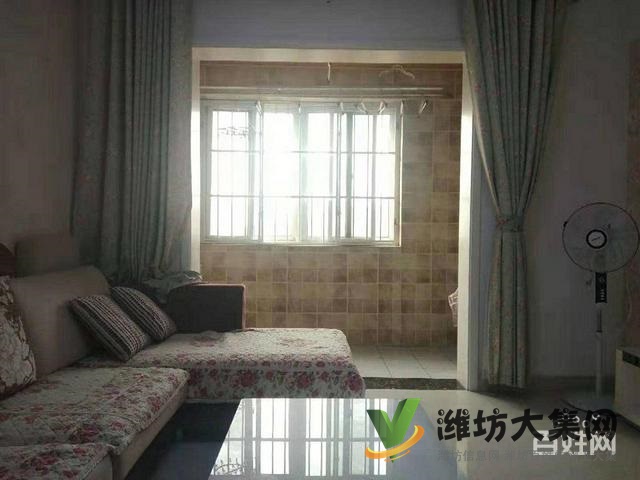 潍城区政府近 凡尔赛丽都 朝阳大客厅 68万一套