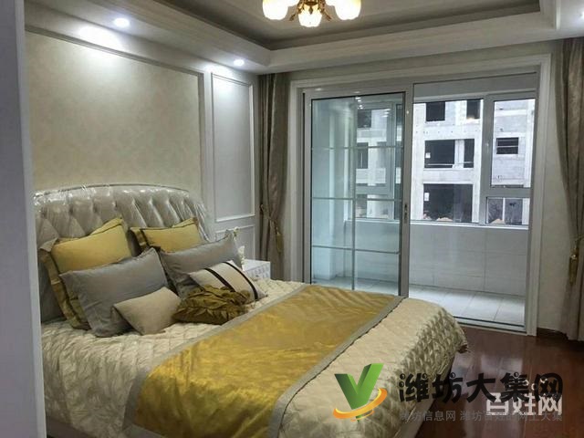 潍城区政府近 凡尔赛丽都 朝阳大客厅 68万一套