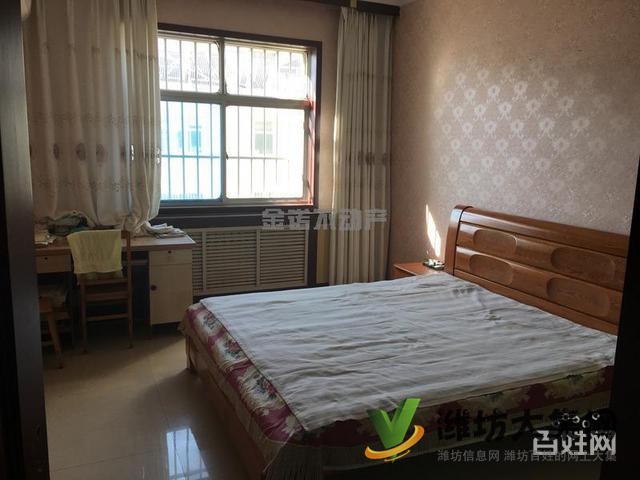 世纪旁 位置佳 大三室 黄金楼层 带车库144平 89