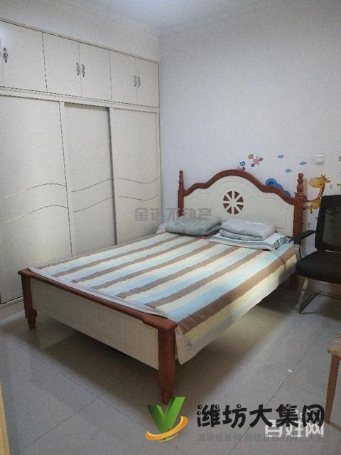 明珠**, * * 房 两室过渡房,买到就是赚到