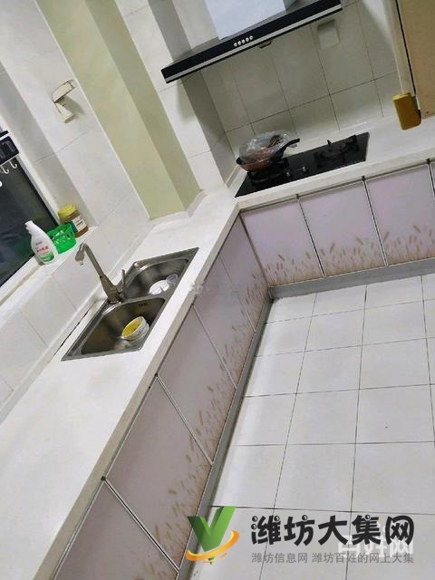 上城国际精装齐全3台空调 2台电视 看房方便拎包入