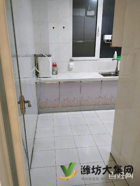 上城国际精装齐全3台空调 2台电视 看房方便拎包入