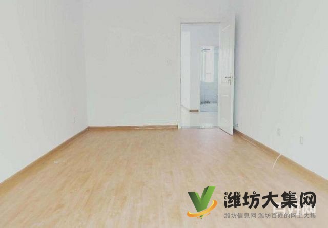 通亭街海龙路高铁站近,三室朝阳,精装修,周边配套齐