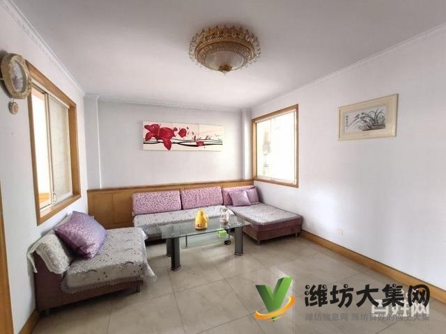 新华中学对面多层2楼南北通透精装修交运小区 加州世纪尊品