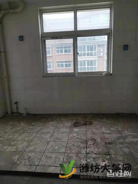 首付10万新城花园 140平米毛坯房三室两厅无税急