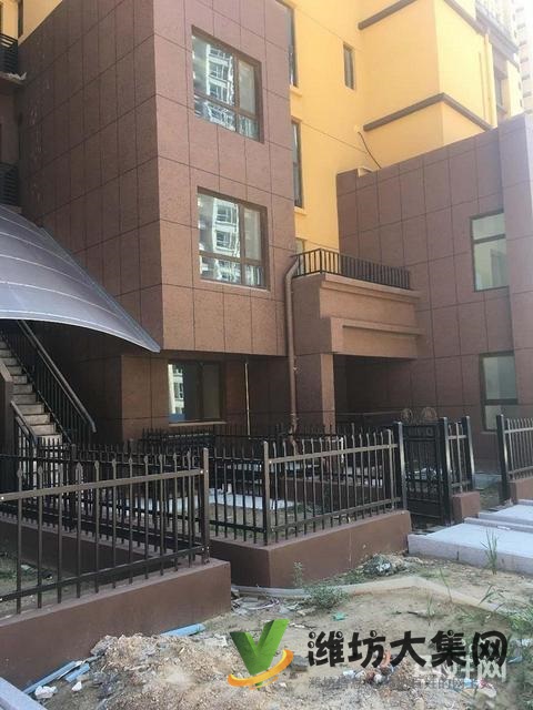 浞河六号,多层电梯二楼西户168平3室2厅2卫,带