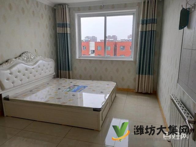 领世新城精装婚房未住,带全套家具,房主换豪宅急售,