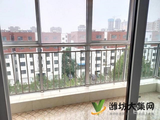 领世新城精装婚房未住,带全套家具,房主换豪宅急售,