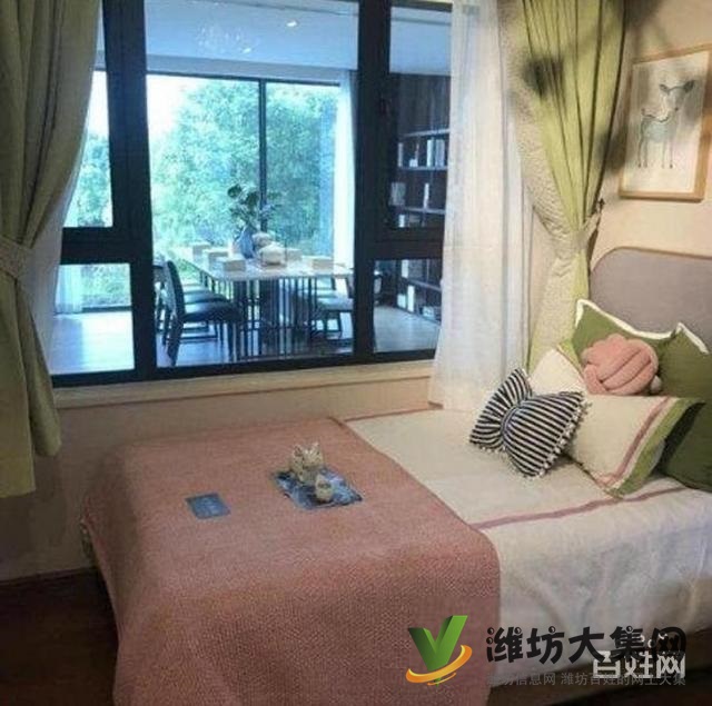 鸢都湖近经贸学院西邻新房现房71平更名贷款36万