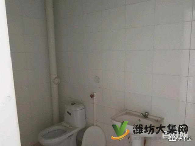 蓝城清风明月。户型方正实用、工程款抵帐的房十楼东户