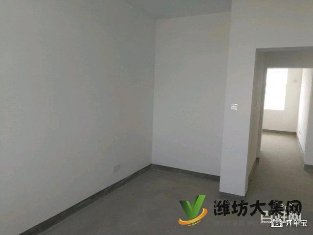 蓝城清风明月。户型方正实用、工程款抵帐的房十楼东户